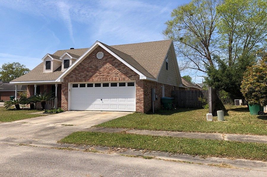 2nd image of 14403 Williamsburg Dr