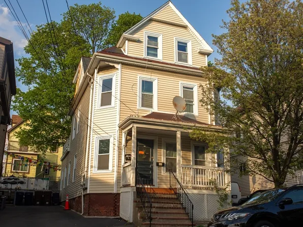 15 Marie Ave, Everett, MA 02149