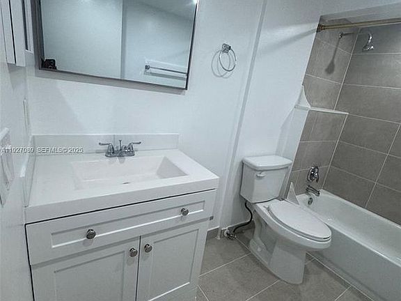 5th image of 1881 Middle River Dr APT 307