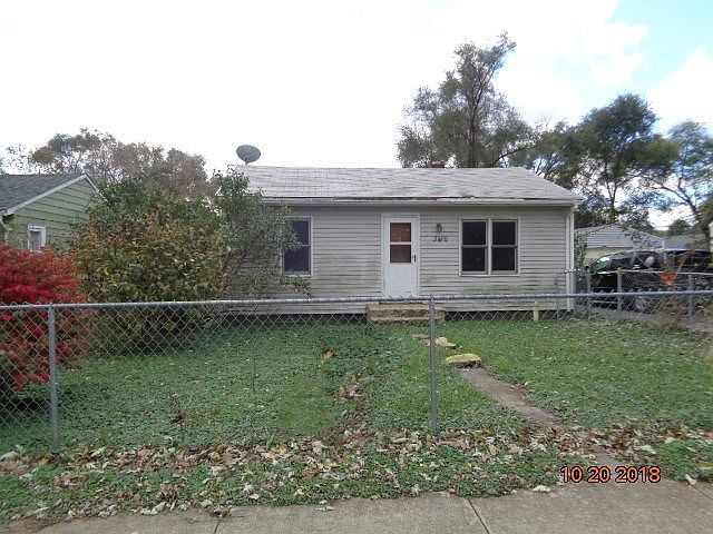1st image of 3416 Montrose Ave