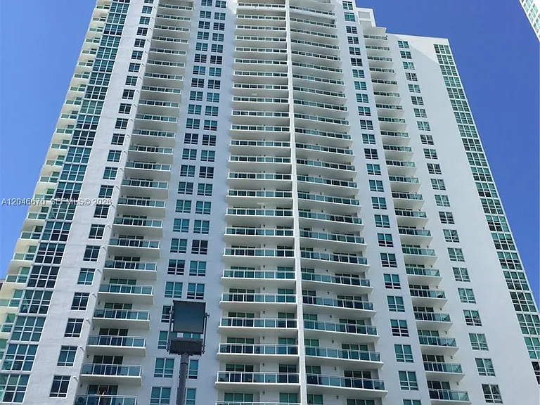 951 Brickell Ave #1909 — Photo 38