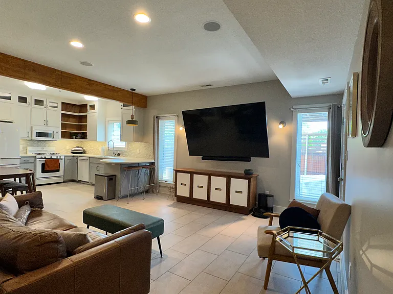 2246 Ohio St — Photo 10