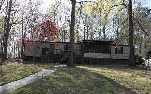 2nd image of 109 W River Bend Dr