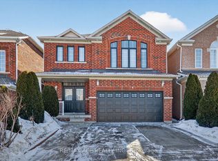 9 Invitational Rd, Brampton, ON L6P2H1