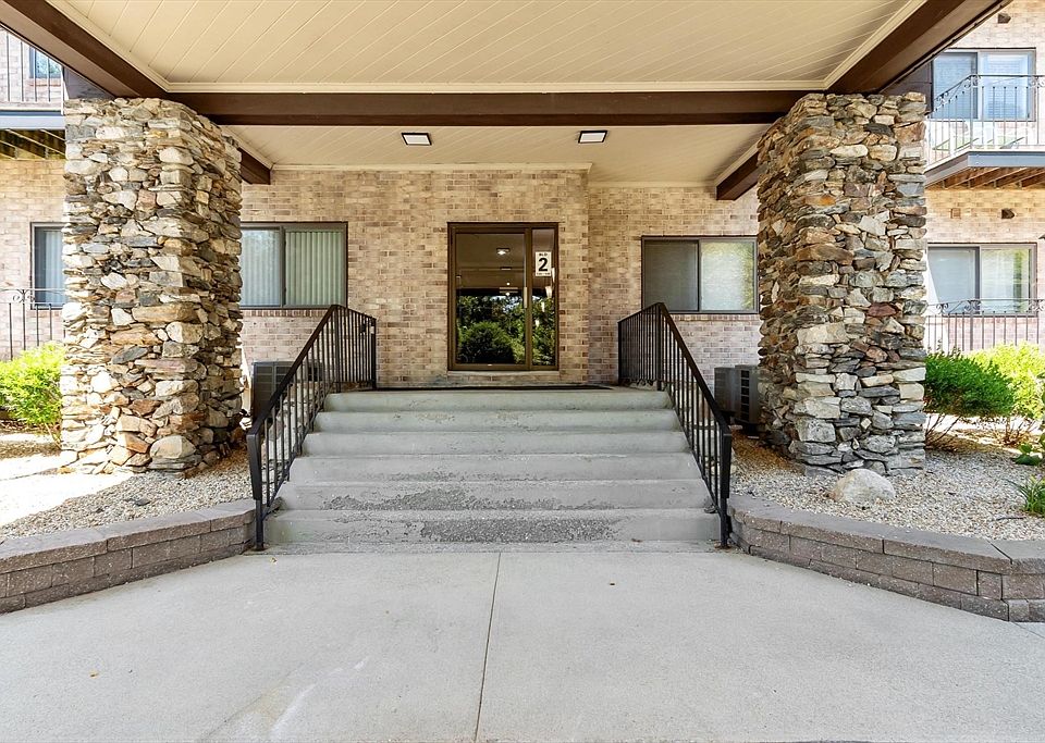 1st image of 181 Littleton Rd #142-2
