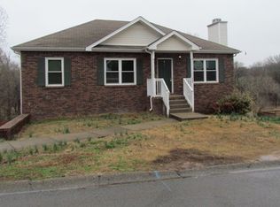 355 Brook Mead Dr, Clarksville, TN 37042