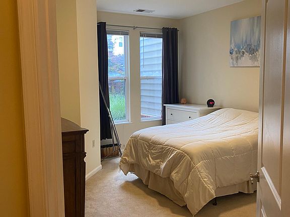 5th image of 2655 Prosperity Ave APT 125