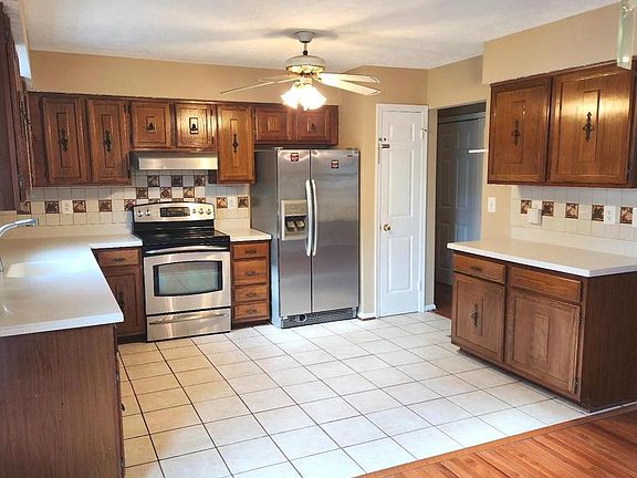 5th image of 12608 Hillmeade Station Dr