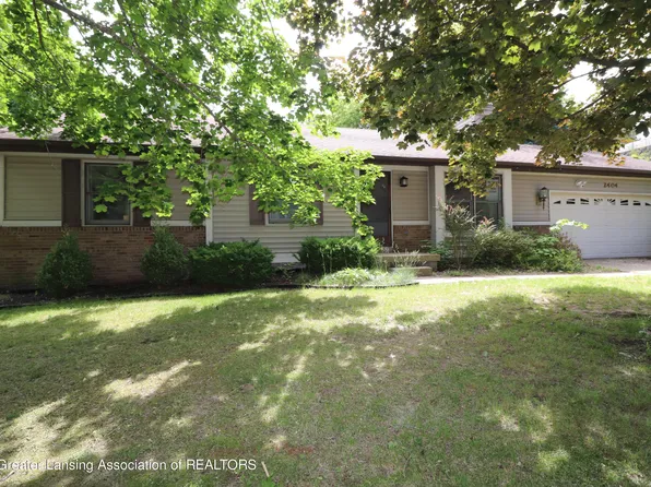2404 Pine Tree Rd, Holt, MI 48842