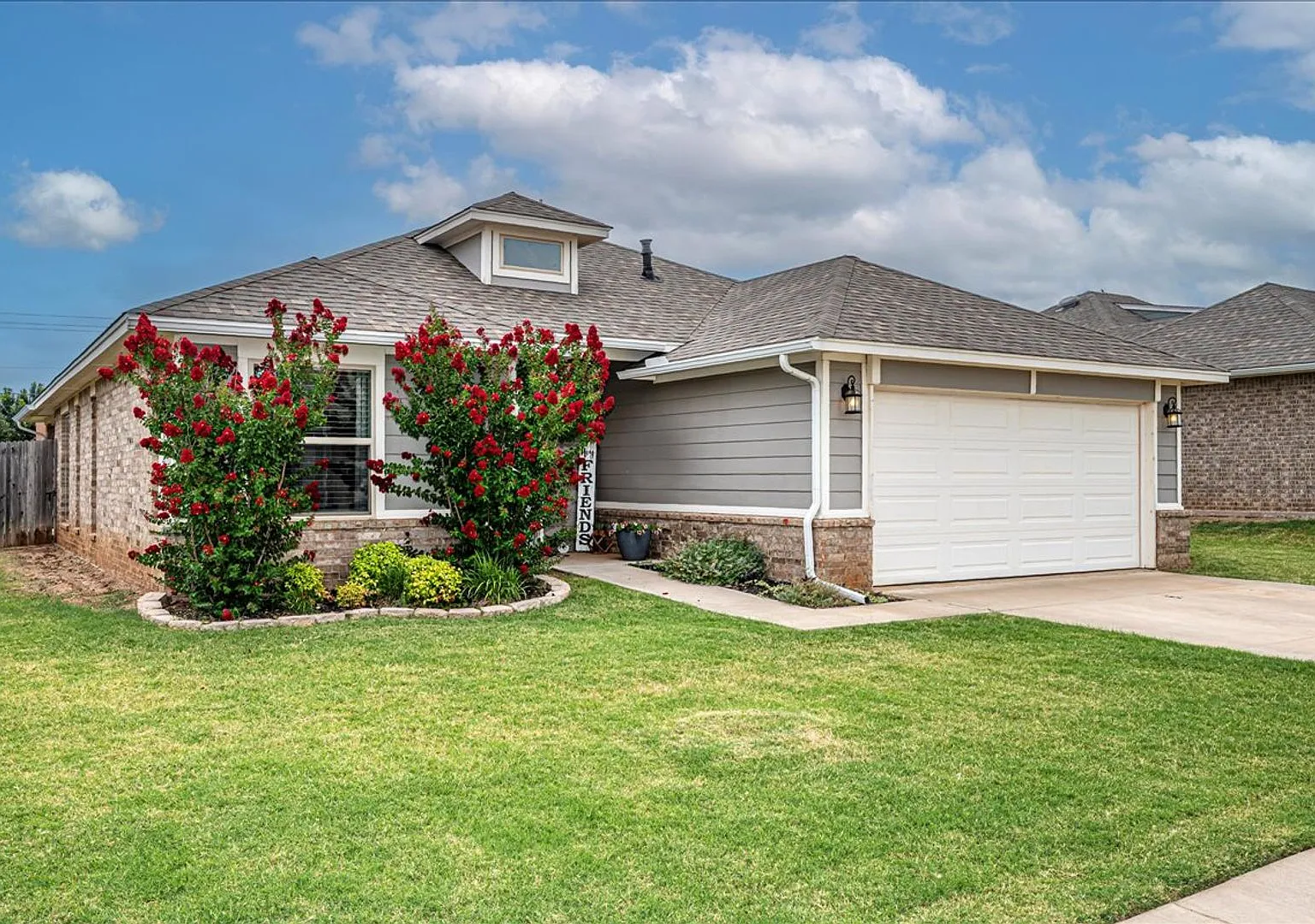 Look at this beautiful home! Open house 9/2, Wednesday 5:00-7:00 PM — Photo 2
