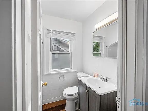 1838 Evansdale Ave — Photo 17