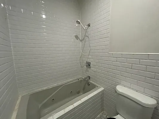 Rented by Budget Real Estate NYC Inc | media 4