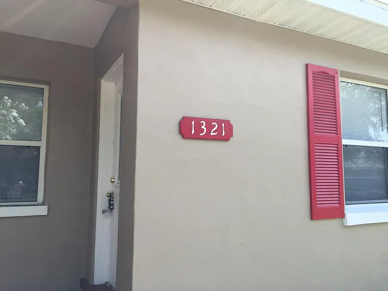 1321 Overlea St — Photo 1
