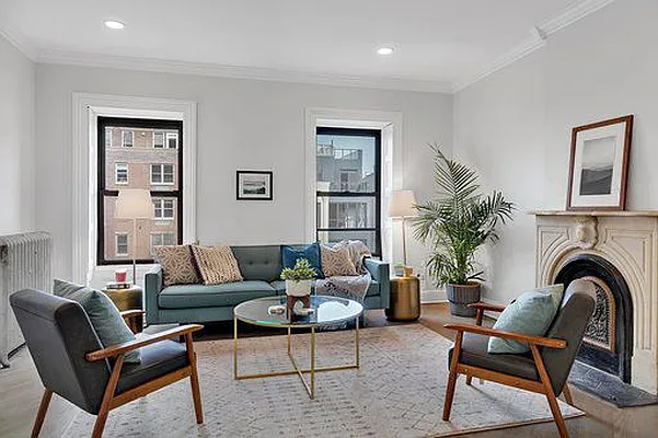 Sold by Compass | media 2