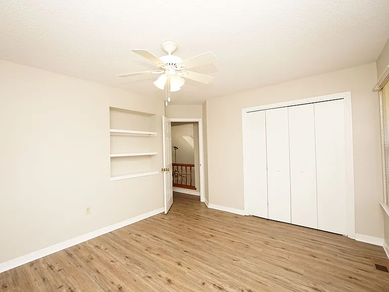 1613 Mariah Way E — Photo 30