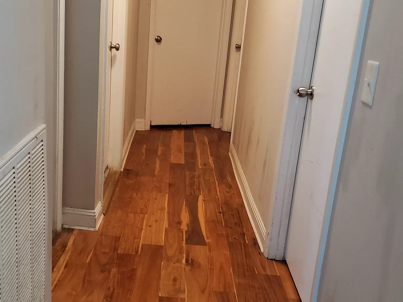 3 bed, 972 sqft, $2,850 — Photo 4