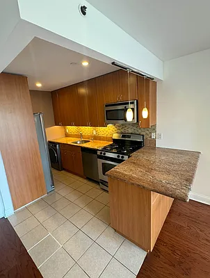 Rented by MOTION New York | media 7