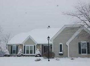 1130 River Place Blvd, Waukesha, WI 53189