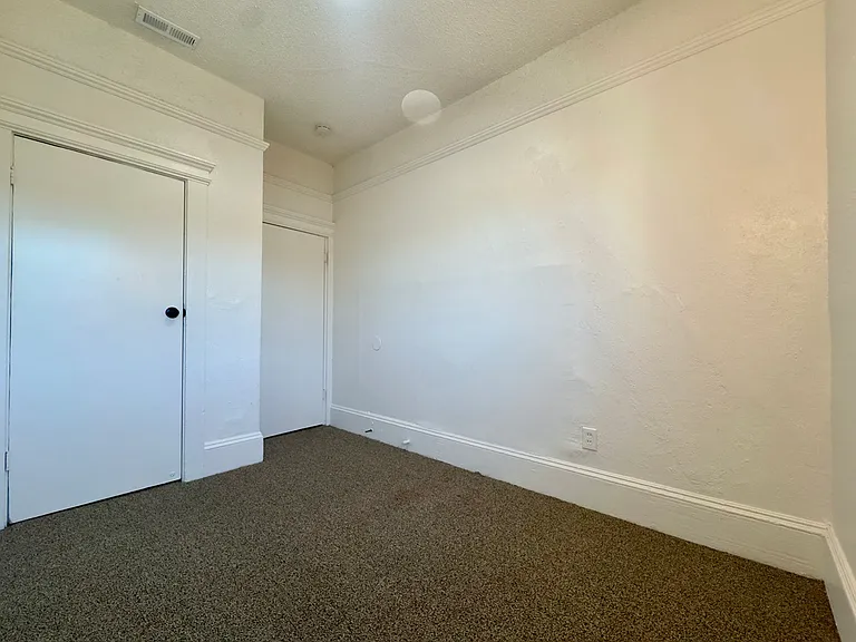 3647 West St — Photo 41