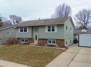 928 19th St SE, Rochester, MN 55904