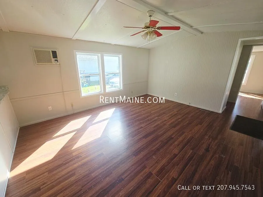 2 bed, $1,225 — Photo 2