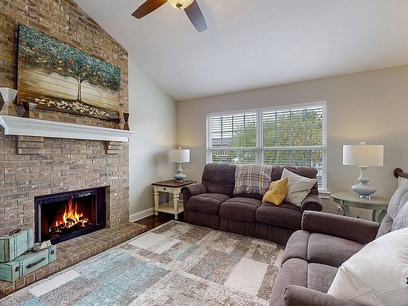 5th image of 2195 N Millstone Dr