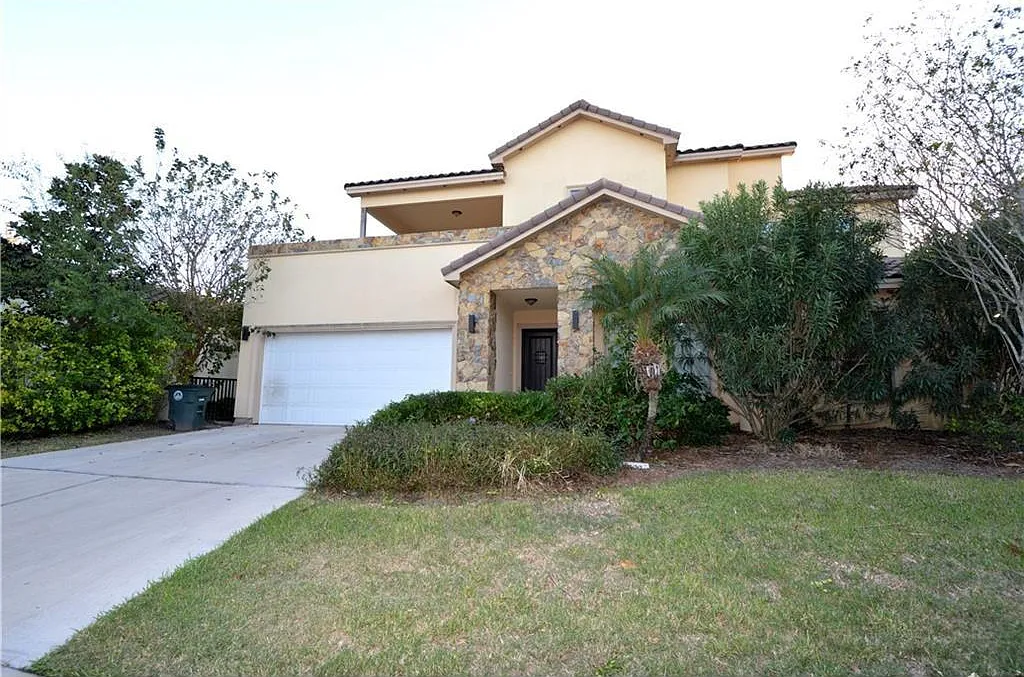 4 bed, 4.5 bath, 3085 sqft, $3,500 — Photo 1