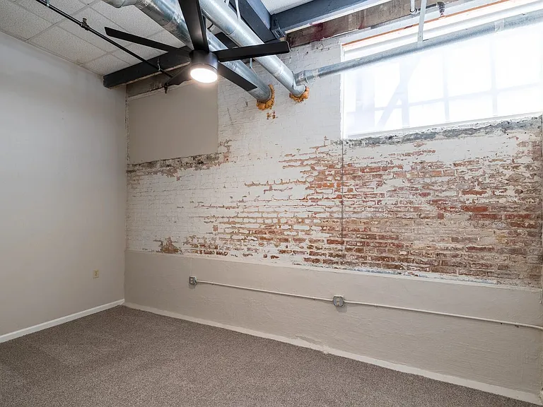 Rock Street Lofts — Photo 9