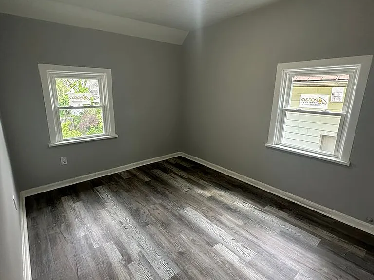 8002 Jeffries Ave — Photo 10