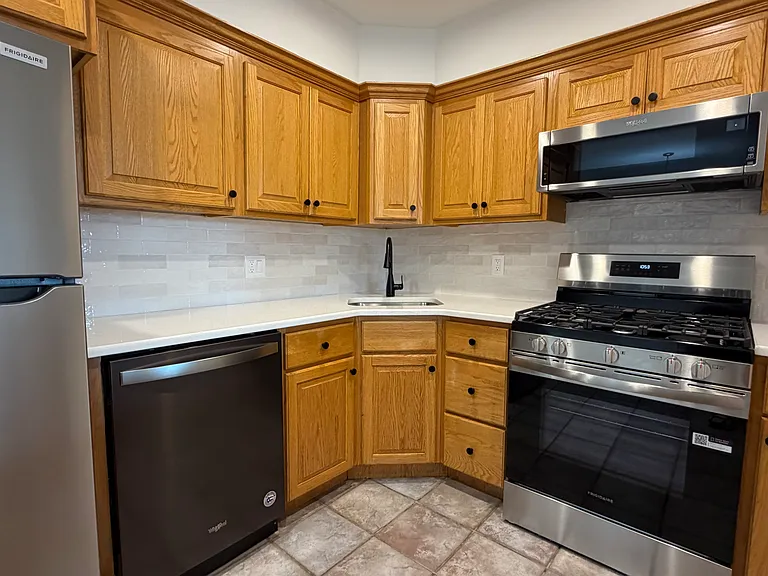 9168 Ellie Dr #B — Photo 6