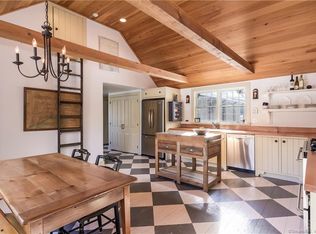 67 Roast Meat Hill Rd, Killingworth, CT 06419