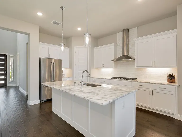 6842 Gavin Dr — Photo 12