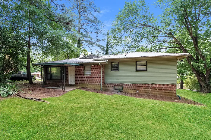 712 Arrow Rd — Photo 8