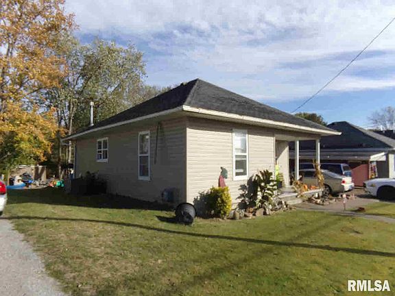 3rd image of 1407 Monroe Ave