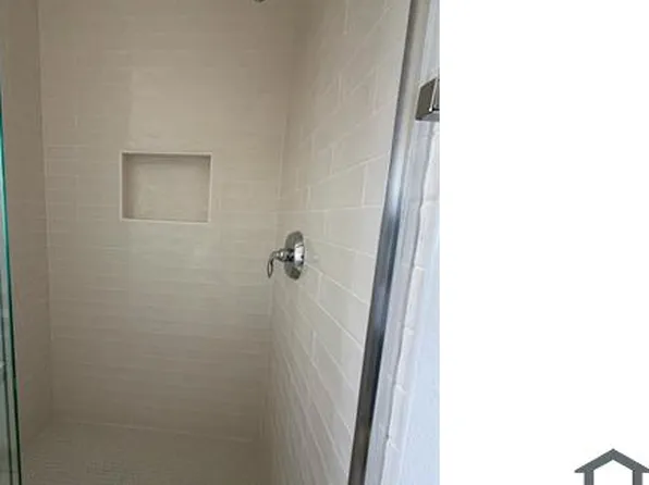 9520 S Western Ave, Los Angeles, CA 90047