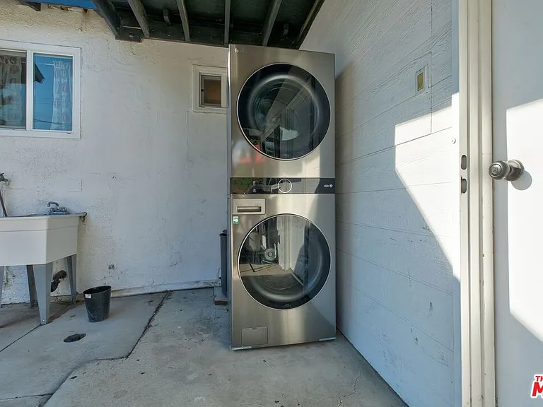 6122 Satsuma Ave — Photo 26