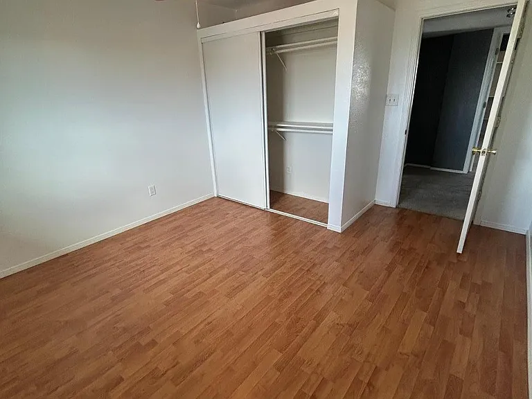 6916 W Georgia Ave — Photo 36