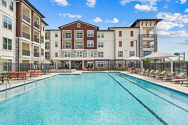 Elate Bent Tree - Outdoor Pool 2
