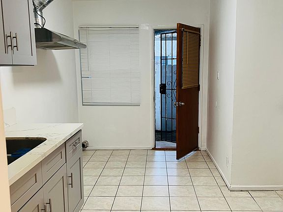 5th image of 544 N 4th St #0