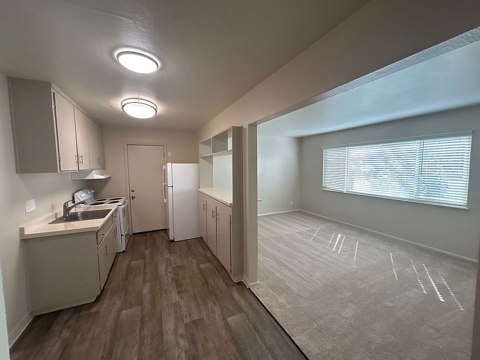 1st image of 2941 Marconi Ave APT 7