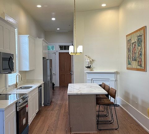 5th image of 5124 Constance St #A