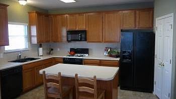 3rd image of 3337 Rod Carew Dr