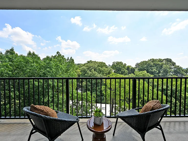 1815 William Howard Taft Rd #701 — Photo 23