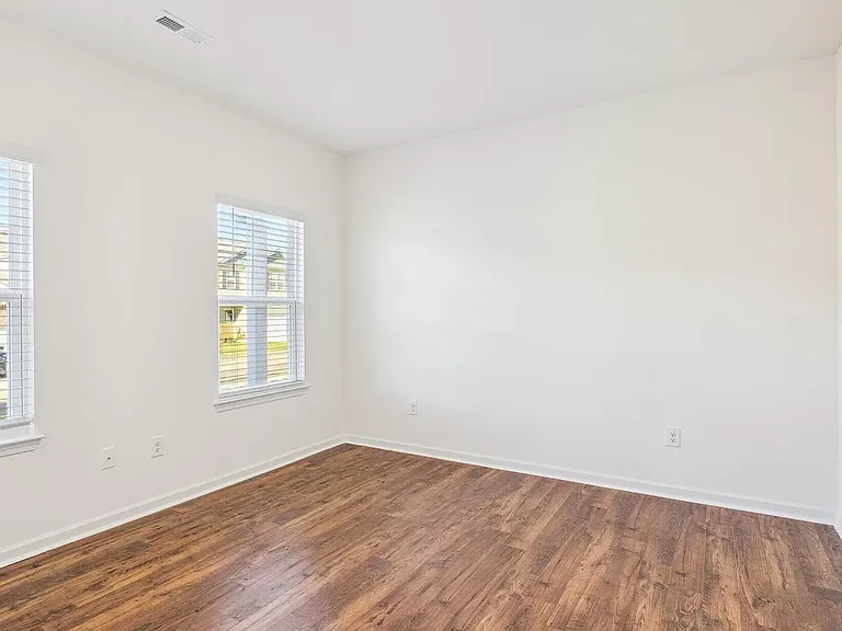 528 Hayley Marie Ln — Photo 16