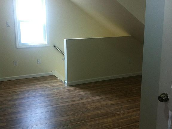 5th image of 15824 77th Avenue # Fl 2nd