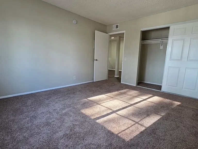 7235 Baird Avenue — Photo 14