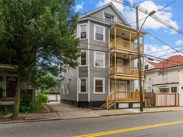 382 Orms St, Providence, RI 02908