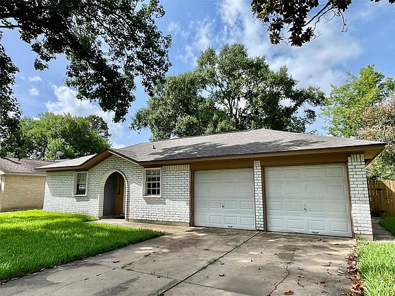 3rd image of 5375 Little John Ln