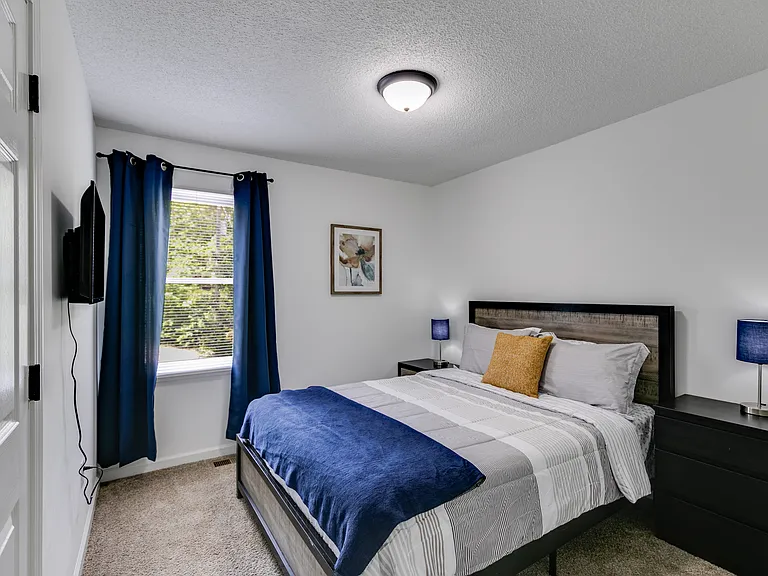 204 Wesley Mill Ln — Photo 25