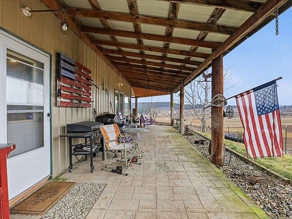 2nd image of 26323 N Madison Rd